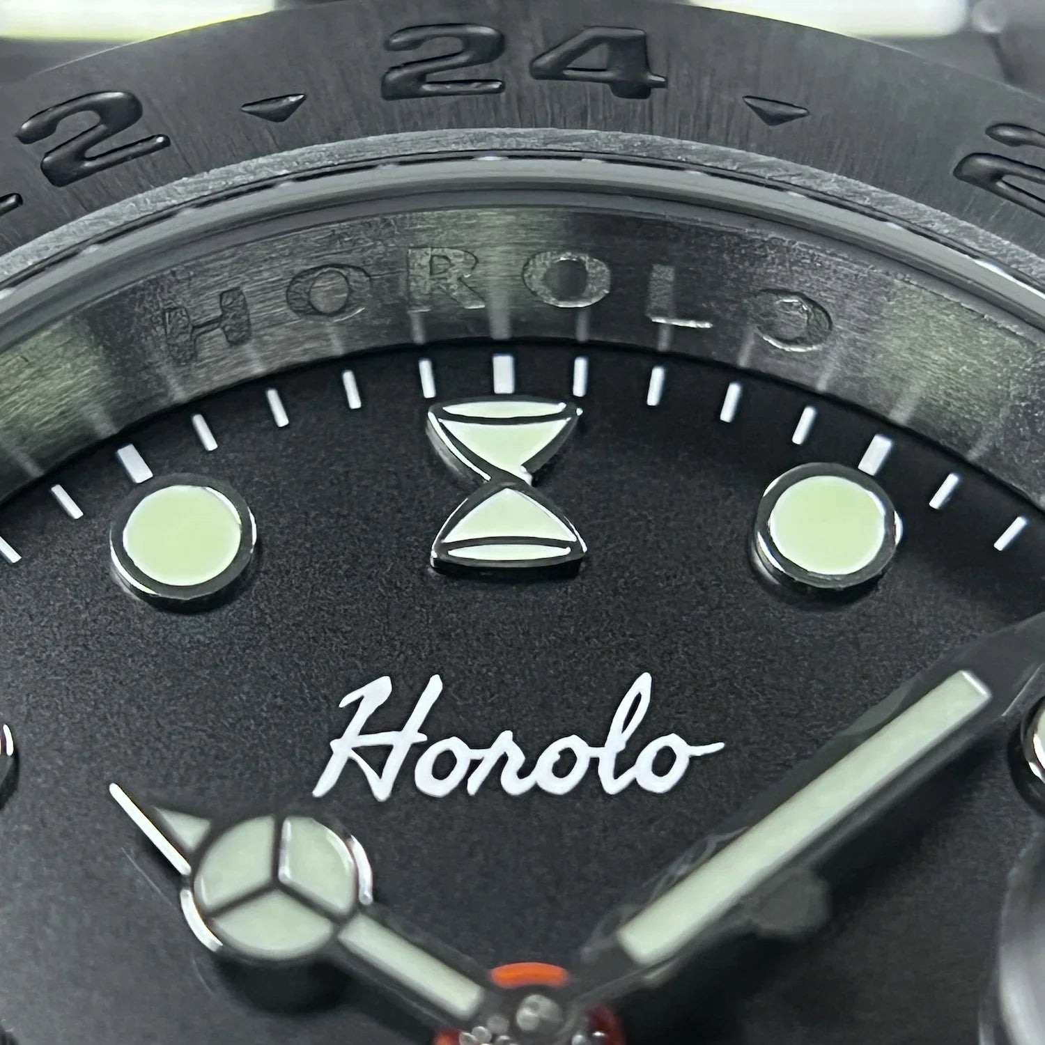 Horolo Black Dial and Steel Bezel Vintage GMT Watch - Horolo Watch