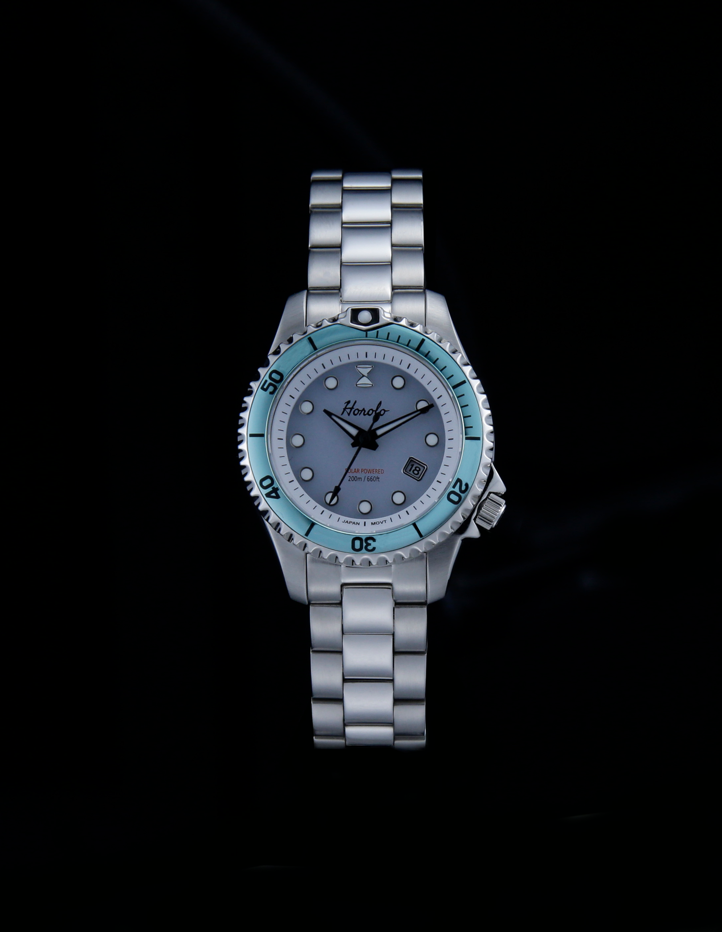 ladies watch with button at 4 o'clock