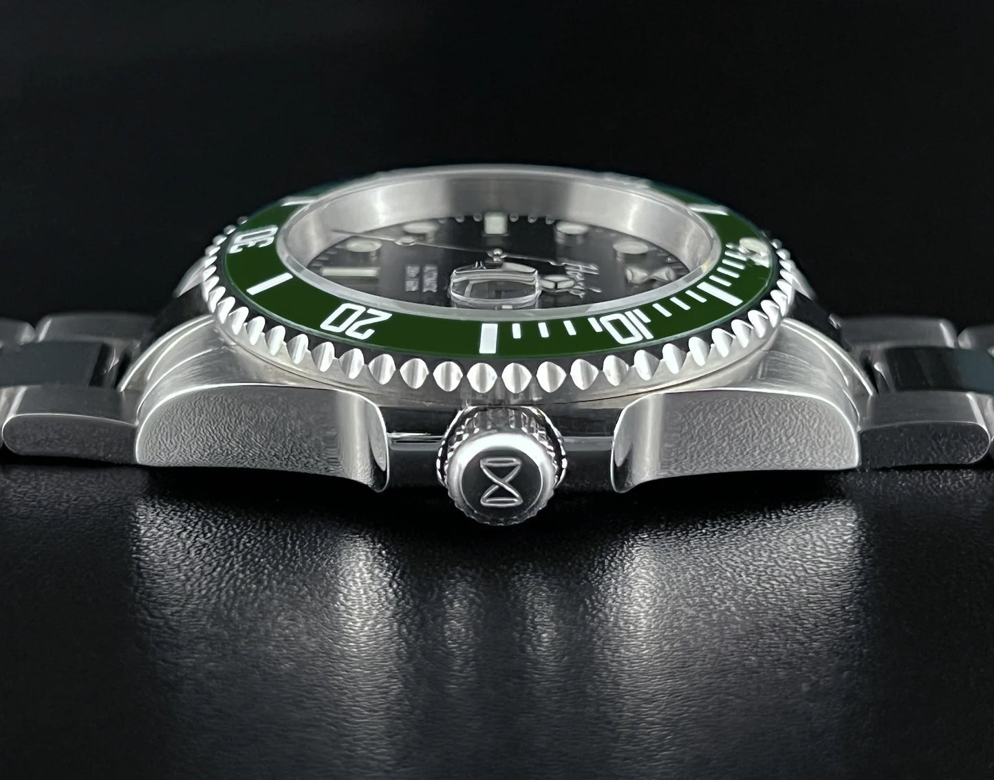 Horolo Green Bezel Black Face Submariner Watch - Horolo Watch