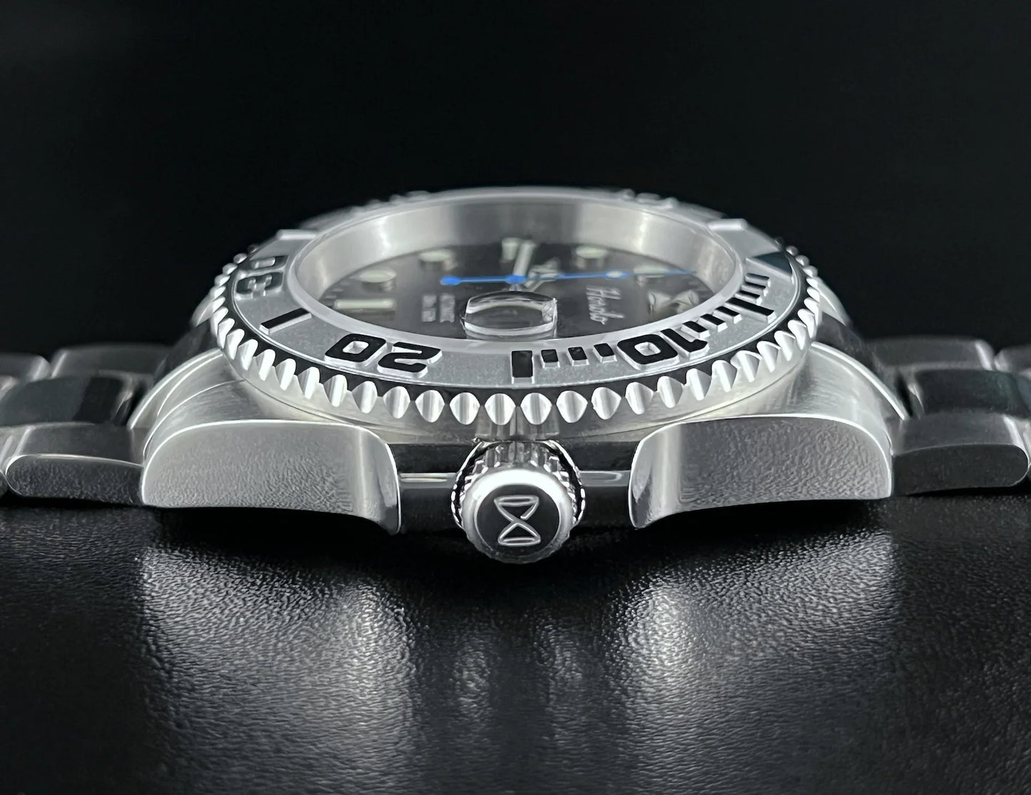 Horolo Steel Bezel Black Dial Submariner Watch - Horolo Watch