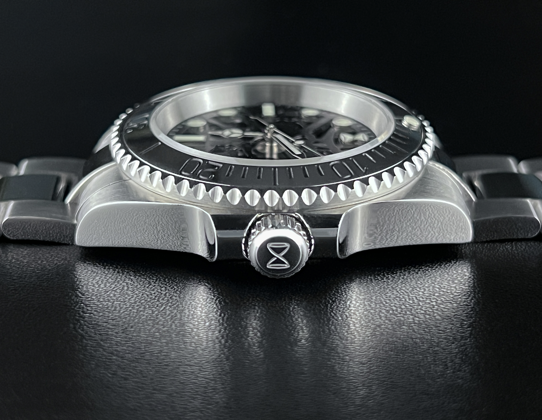 Horolo Black Dial Skeleton Submariner Diving Watch - Horolo Watch