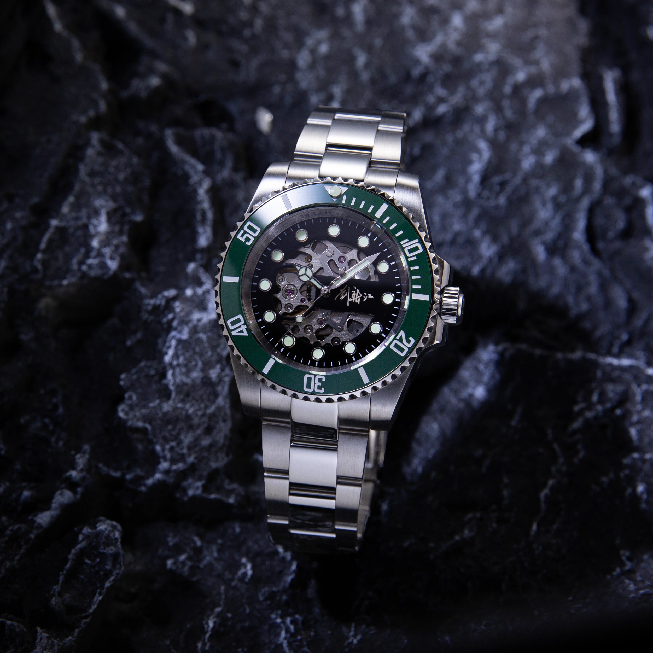rolex green sub with signature watch 